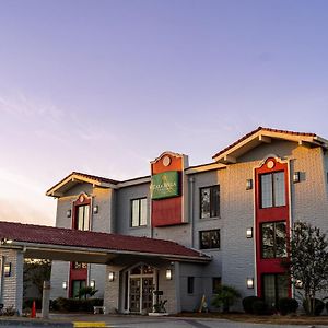 Casa Bella Inn & Suites Extended Stay